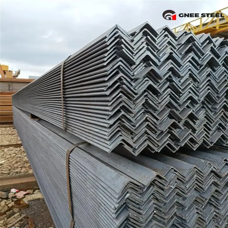 Ângulo de aço A572